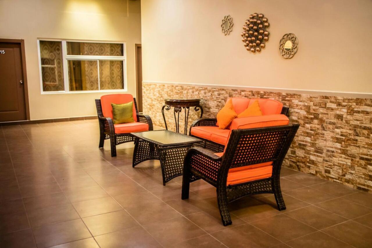 Hm Hotel Choluteca Buitenkant foto